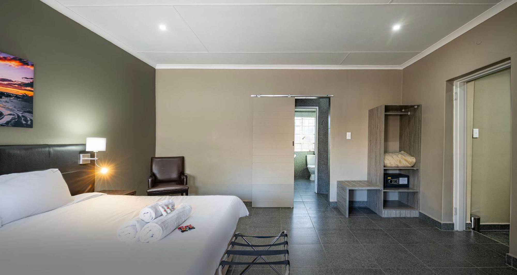 Calvinia Hotel Ngoại thất bức ảnh